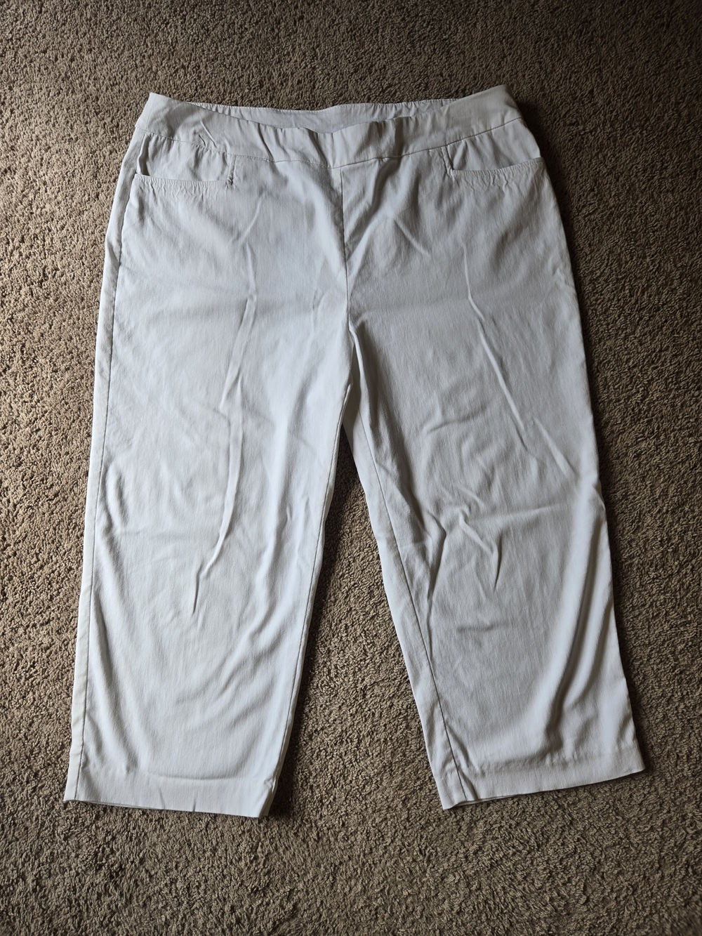 Chico's White Stretch Pull On Capri Pants Sz 2.5 / 14